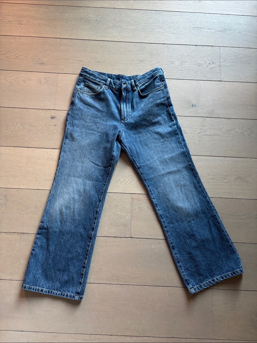 Cropped flare jeans
